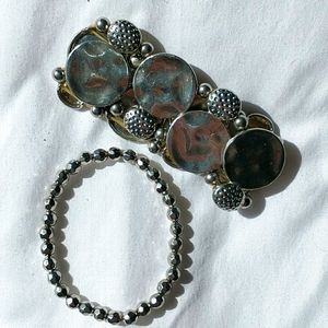 Stretchy silver bracelet duo